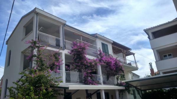 Apartmani Diana Biograd Na Moru Exterior foto