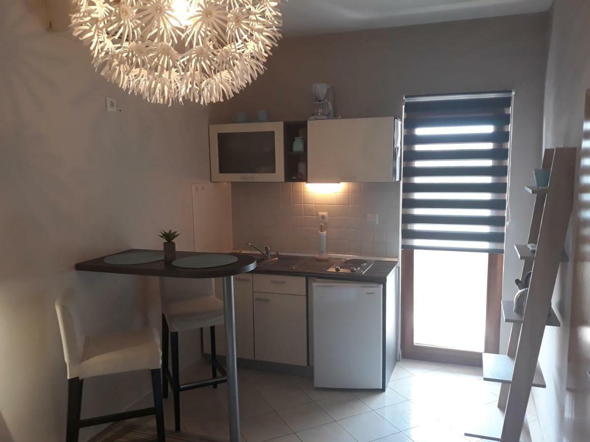 Apartmani Diana Biograd Na Moru Exterior foto