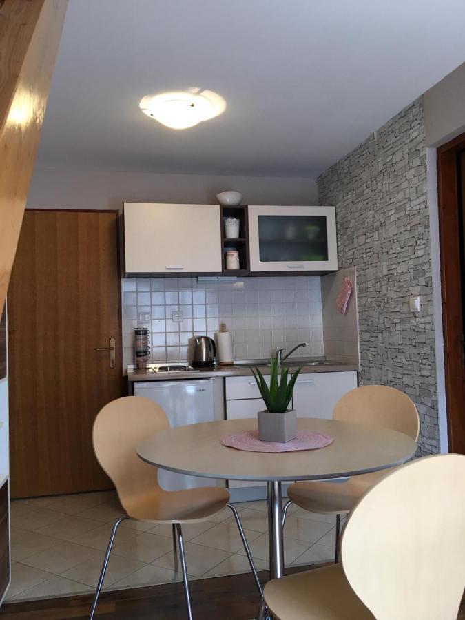 Apartmani Diana Biograd Na Moru Exterior foto